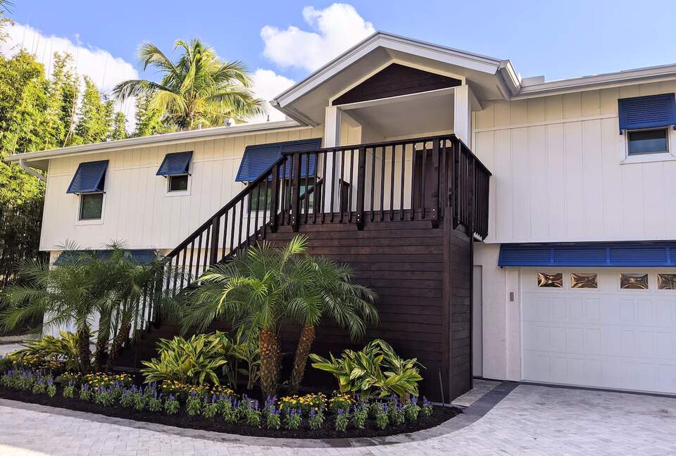 Vanderbilt Lagoon Elegance | Sunsets and Sophistication - Naples, Florida