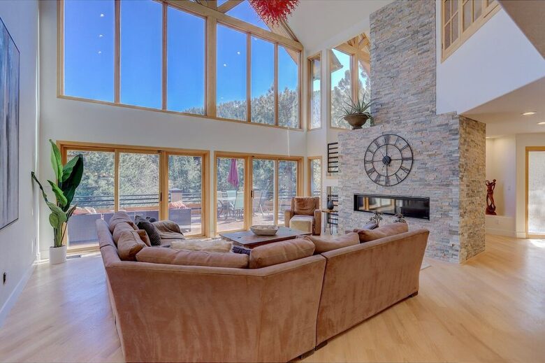 Elegant Foothills Escape Minutes from Pearl Street - Boulder, Colorado