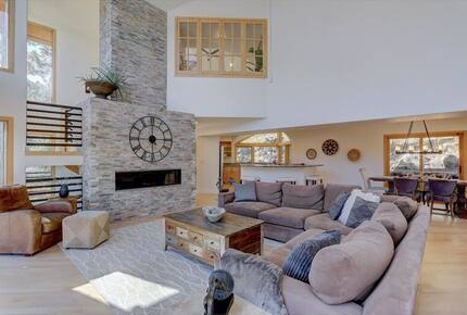 Elegant Foothills Escape Minutes from Pearl Street - Boulder, Colorado