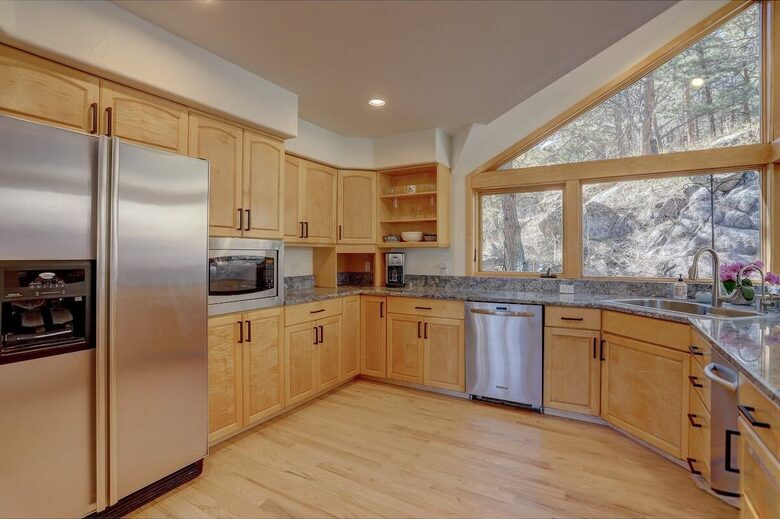 Elegant Foothills Escape Minutes from Pearl Street - Boulder, Colorado