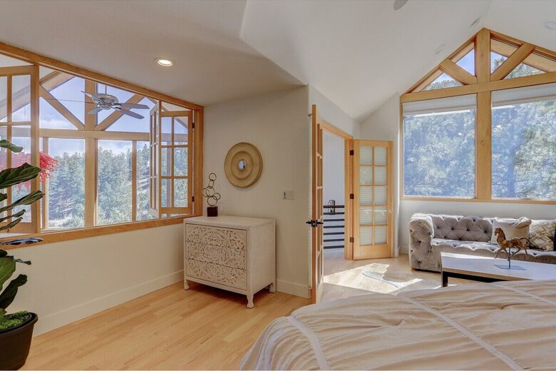 Elegant Foothills Escape Minutes from Pearl Street - Boulder, Colorado