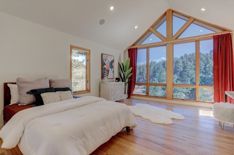 Elegant Foothills Escape Minutes from Pearl Street - Boulder, Colorado