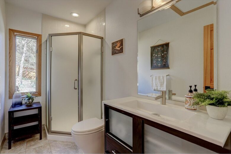 Elegant Foothills Escape Minutes from Pearl Street - Boulder, Colorado