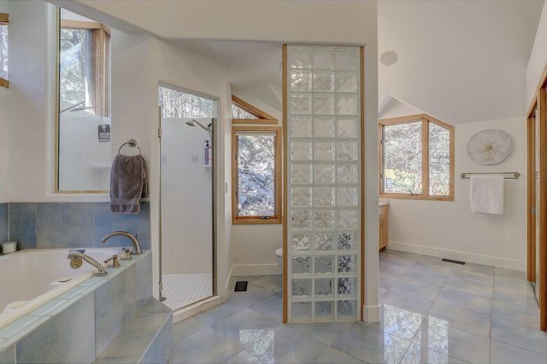 Elegant Foothills Escape Minutes from Pearl Street - Boulder, Colorado