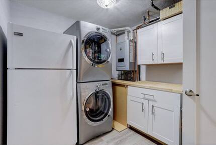 Elegant Foothills Escape Minutes from Pearl Street - Boulder, Colorado