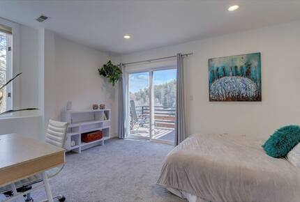 Elegant Foothills Escape Minutes from Pearl Street - Boulder, Colorado