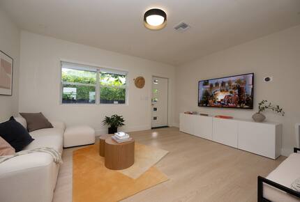 Stylish 2BR Miami Retreat with Botanical Interiors & Backyard Oasis - Miami, Florida