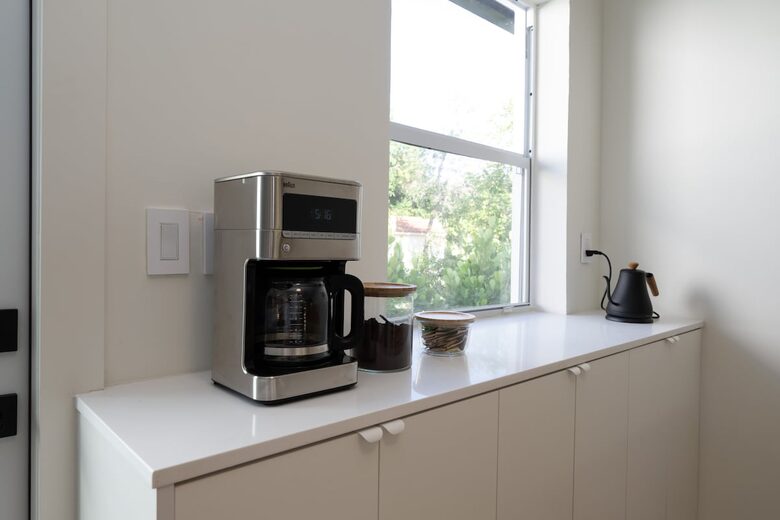 Stylish 2BR Miami Retreat with Botanical Interiors & Backyard Oasis - Miami, Florida