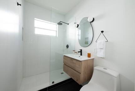 Stylish 2BR Miami Retreat with Botanical Interiors & Backyard Oasis - Miami, Florida