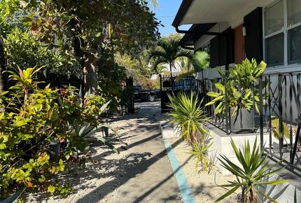 Stylish 2BR Miami Retreat with Botanical Interiors & Backyard Oasis - Miami, Florida