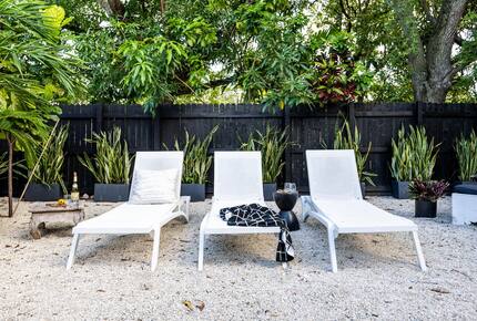 Stylish 2BR Miami Retreat with Botanical Interiors & Backyard Oasis - Miami, Florida