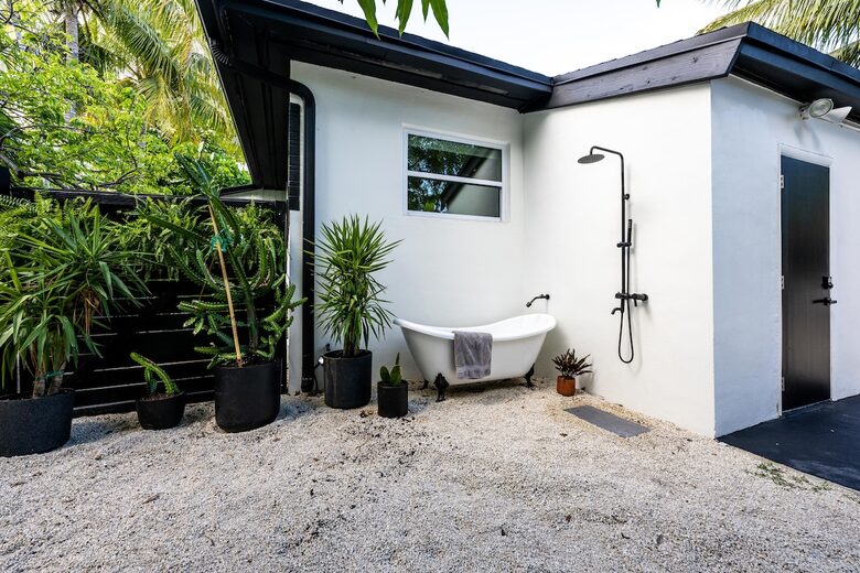 Stylish 2BR Miami Retreat with Botanical Interiors & Backyard Oasis - Miami, Florida