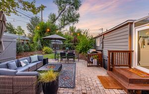 Sunny Solarium Retreat in the Heart of Reno - Reno, Nevada