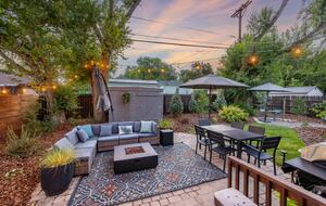 Sunny Solarium Retreat in the Heart of Reno - Reno, Nevada