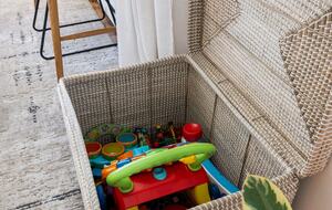 Sunny Solarium Retreat in the Heart of Reno - Reno, Nevada