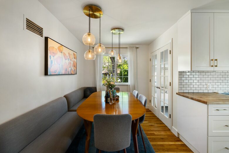 Sunny Solarium Retreat in the Heart of Reno - Reno, Nevada