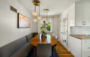 Sunny Solarium Retreat in the Heart of Reno - Reno, Nevada