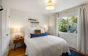 Sunny Solarium Retreat in the Heart of Reno - Reno, Nevada