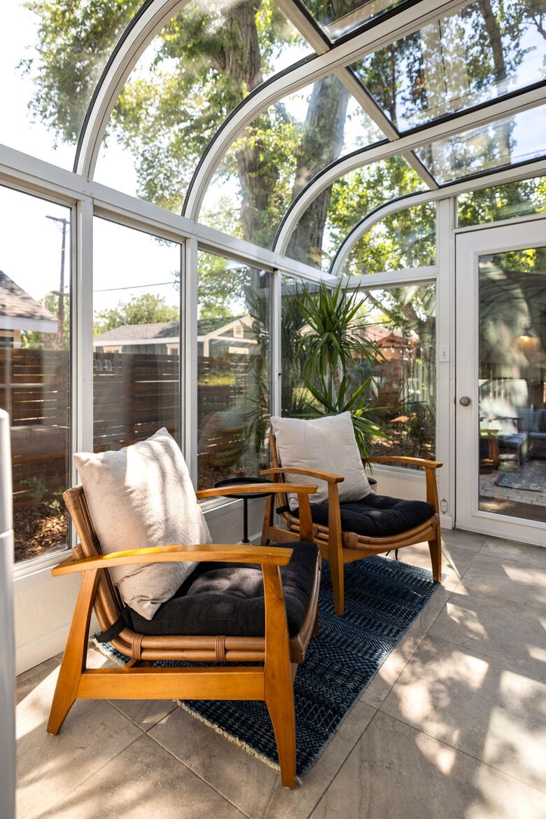 Sunny Solarium Retreat in the Heart of Reno - Reno, Nevada