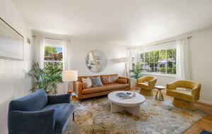 Sunny Solarium Retreat in the Heart of Reno - Reno, Nevada