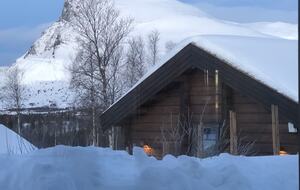 Scandinavian Elegance with Mountain & Lake Vistas - Hemsedal Municipality, Norway