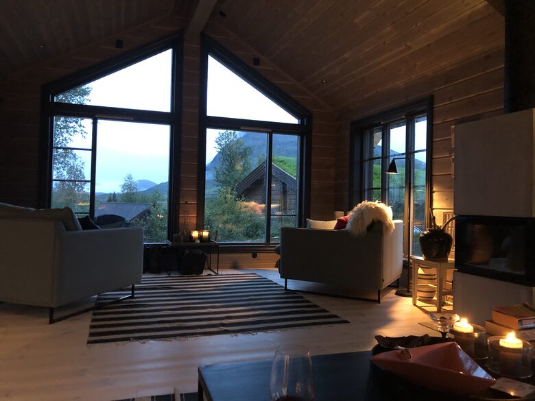 Scandinavian Elegance with Mountain & Lake Vistas - Hemsedal Municipality, Norway