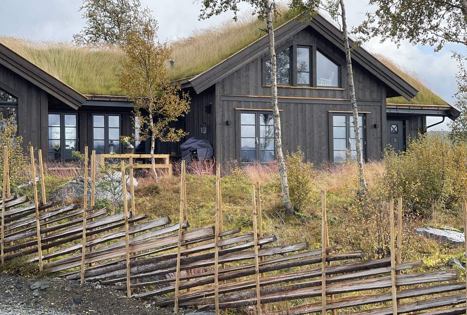 Scandinavian Elegance with Mountain & Lake Vistas - Hemsedal Municipality, Norway