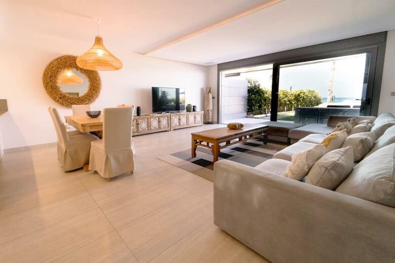 Seaside Sophistication in a Private Luxury Community - Alicante, Spain