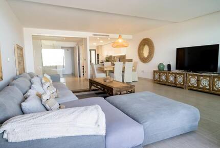 Seaside Sophistication in a Private Luxury Community - Alicante, Spain