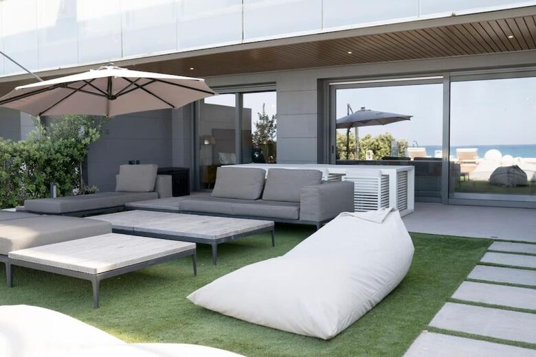 Seaside Sophistication in a Private Luxury Community - Alicante, Spain