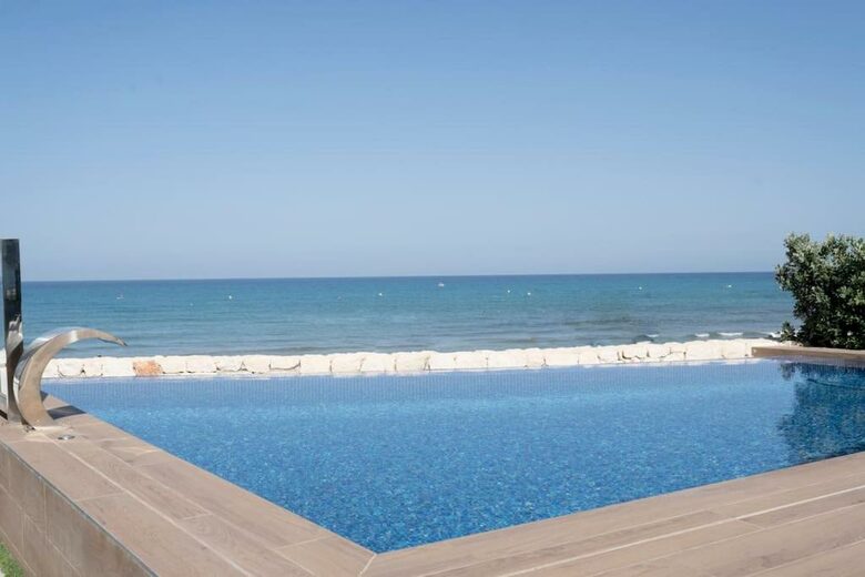 Seaside Sophistication in a Private Luxury Community - Alicante, Spain