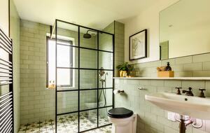 A Contemporary Haven in the Rolling Hills of Somerset - Bath, United Kingdom