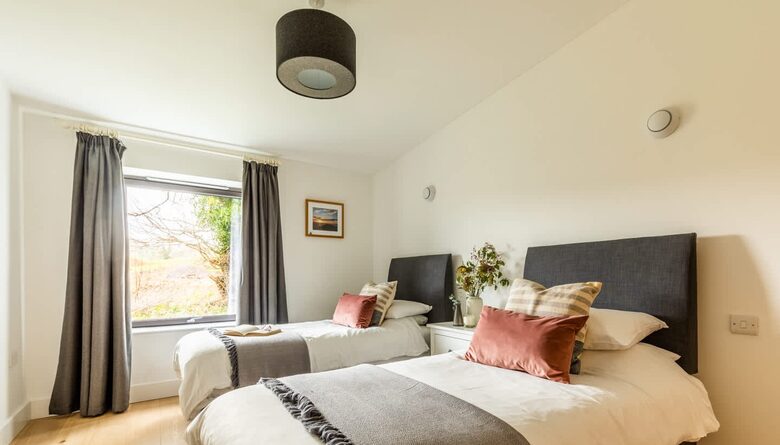 A Contemporary Haven in the Rolling Hills of Somerset - Bath, United Kingdom