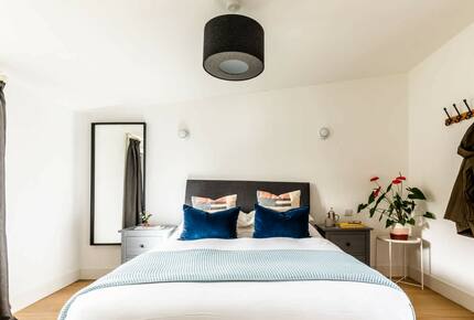 A Contemporary Haven in the Rolling Hills of Somerset - Bath, United Kingdom