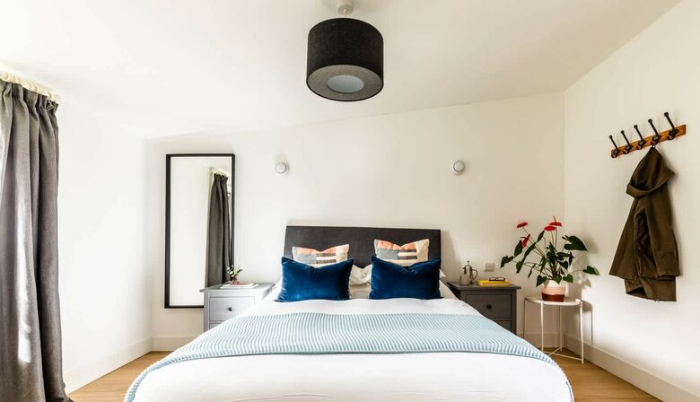 A Contemporary Haven in the Rolling Hills of Somerset - Bath, United Kingdom