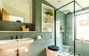 A Contemporary Haven in the Rolling Hills of Somerset - Bath, United Kingdom