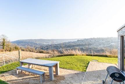 A Contemporary Haven in the Rolling Hills of Somerset - Bath, United Kingdom