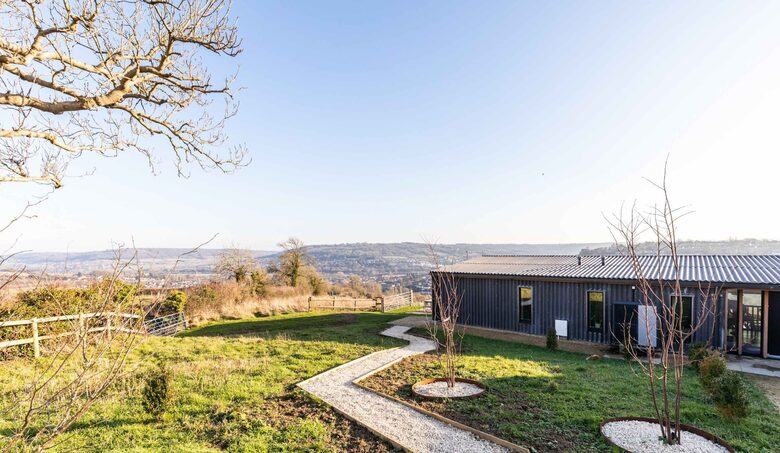A Contemporary Haven in the Rolling Hills of Somerset - Bath, United Kingdom
