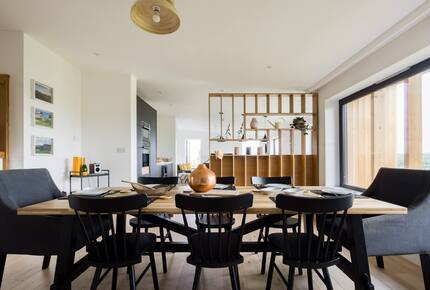 A Contemporary Haven in the Rolling Hills of Somerset - Bath, United Kingdom