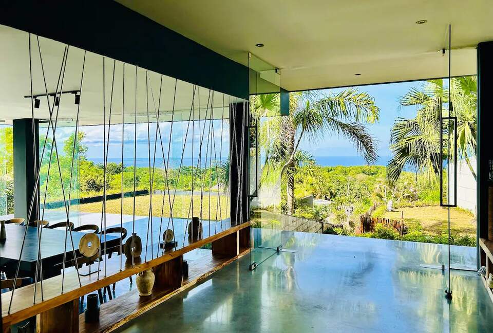 Sibu Sibu Villa - 6 Bedrooms Villa with Ocean View - Badung, Indonesia