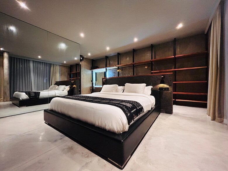 Sibu Sibu Villa - 6 Bedrooms Villa with Ocean View - Badung, Indonesia