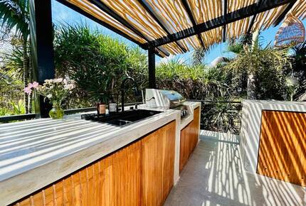 Sibu Sibu Villa - 6 Bedrooms Villa with Ocean View - Badung, Indonesia