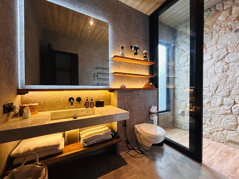 Sibu Sibu Villa - 6 Bedrooms Villa with Ocean View - Badung, Indonesia