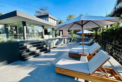 Sibu Sibu Villa - 6 Bedrooms Villa with Ocean View - Badung, Indonesia