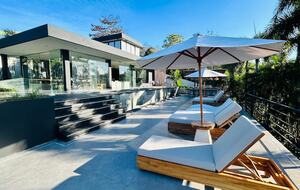 Sibu Sibu Villa - 6 Bedrooms Villa with Ocean View - Badung, Indonesia