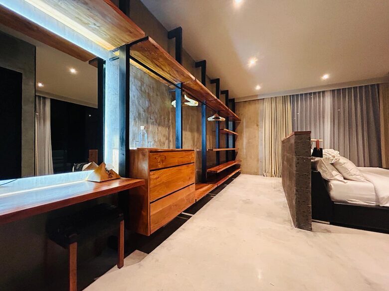 Sibu Sibu Villa - 6 Bedrooms Villa with Ocean View - Badung, Indonesia