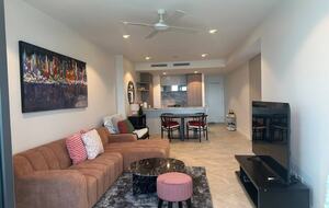 Luxury High-Rise Escape at Queen’s Wharf | Level 60 Living - Brisbane, Australia