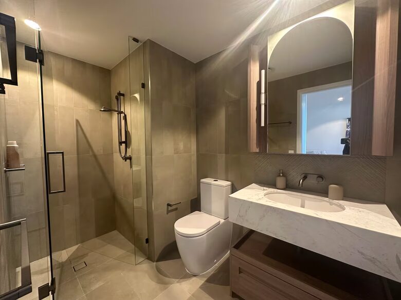 Luxury High-Rise Escape at Queen’s Wharf | Level 60 Living - Brisbane, Australia