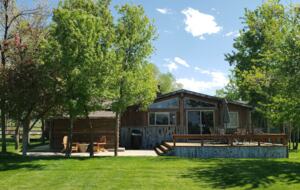 Apple Blossom Retreat | Montana Mountain Living - Bozeman, Montana