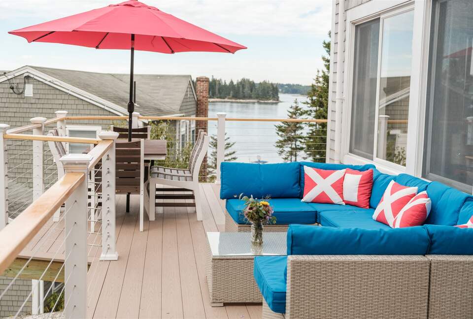 Charming 4-Bed Cottage with Bay Views near Boothbay Harbor - Southport, Maine